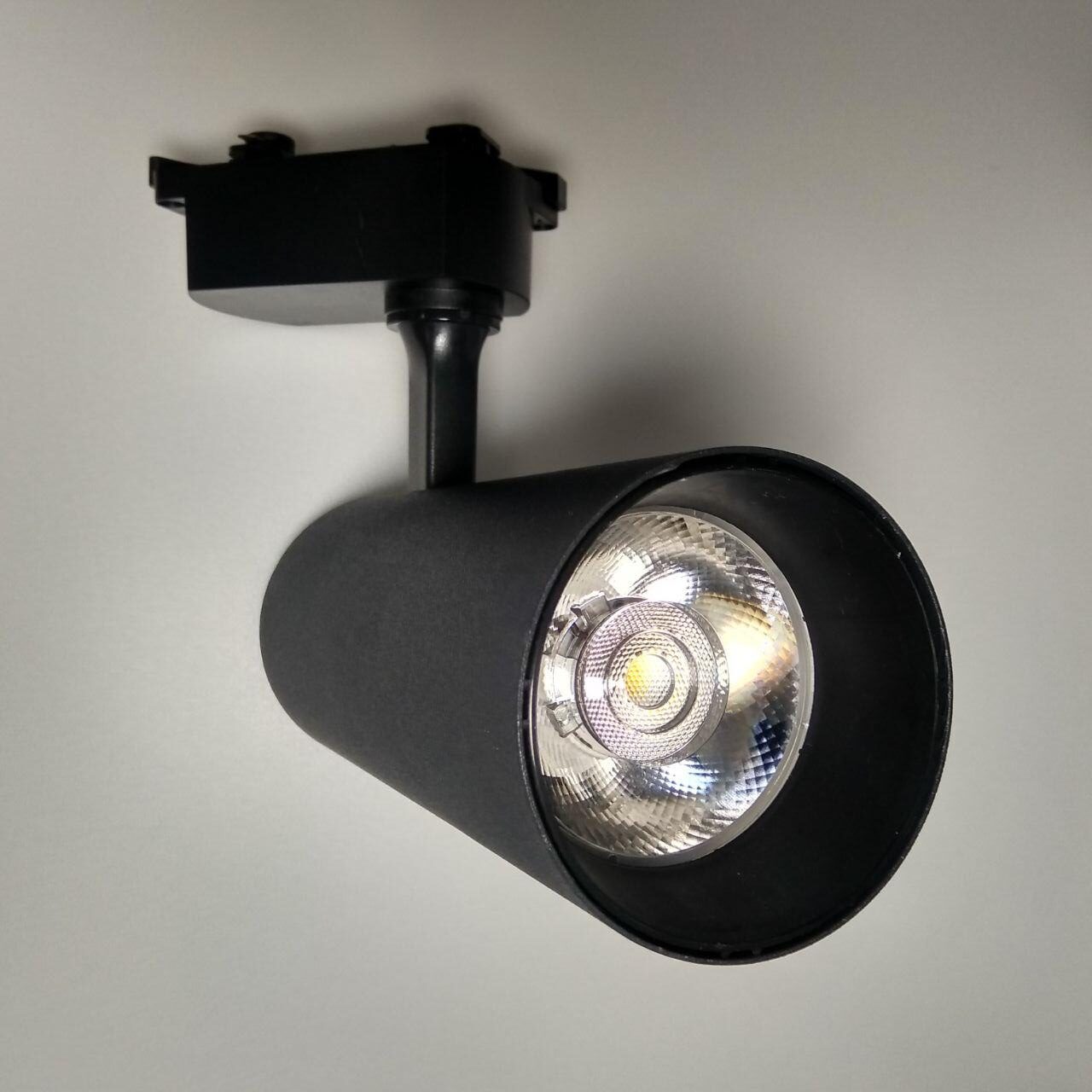 LED трековый светильник TRL20WE1 20Вт цвет чёрный 6400К - Зображення 3