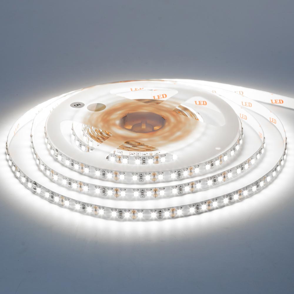 Світлодіодна стрічка біла 12V AVT-New smd2835 120LED/м IP65